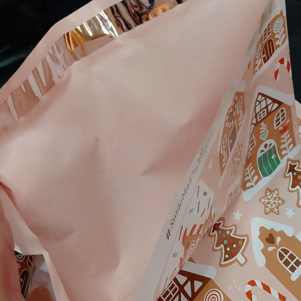 15ct. 14x17 Gingerbread House Polymailers, Random Thank You Cards/Stickers